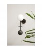 Lampa ścienna OIO B czarna z dekoracyjną drewnianą kulą UMMO